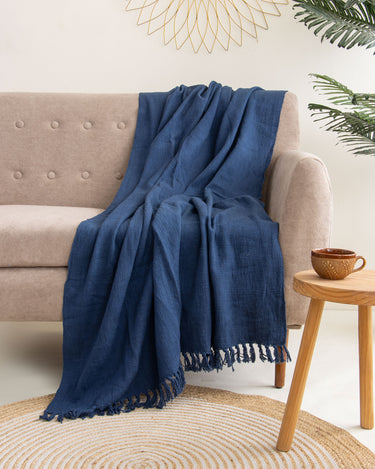 Blue Cotton Solid Blanket Throws Online