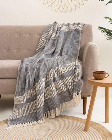 Handmade Soft Cotton Tufted Throw Blankets For Sofas Online