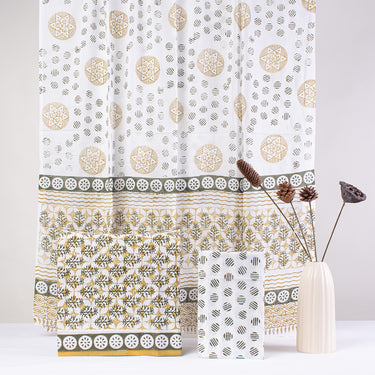 Plain Suit With Printed Dupatta Online
