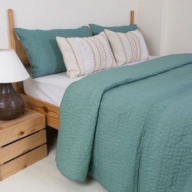 Beautiful Handmade Solid Dyed Cotton Kantha Quilt
