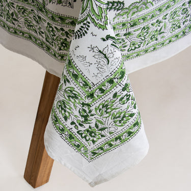 Best Gifts Hand Block Floral Printed Table Cover & Napkins