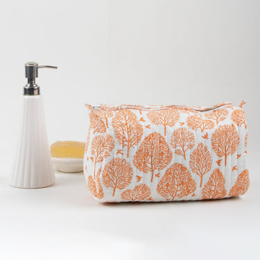 Best Women Beautiful Bathroom Kit Bag