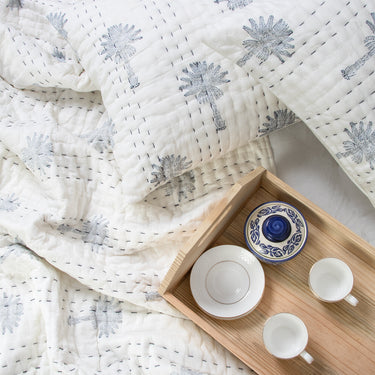 Blue Palm Print Best Blanket For Winter