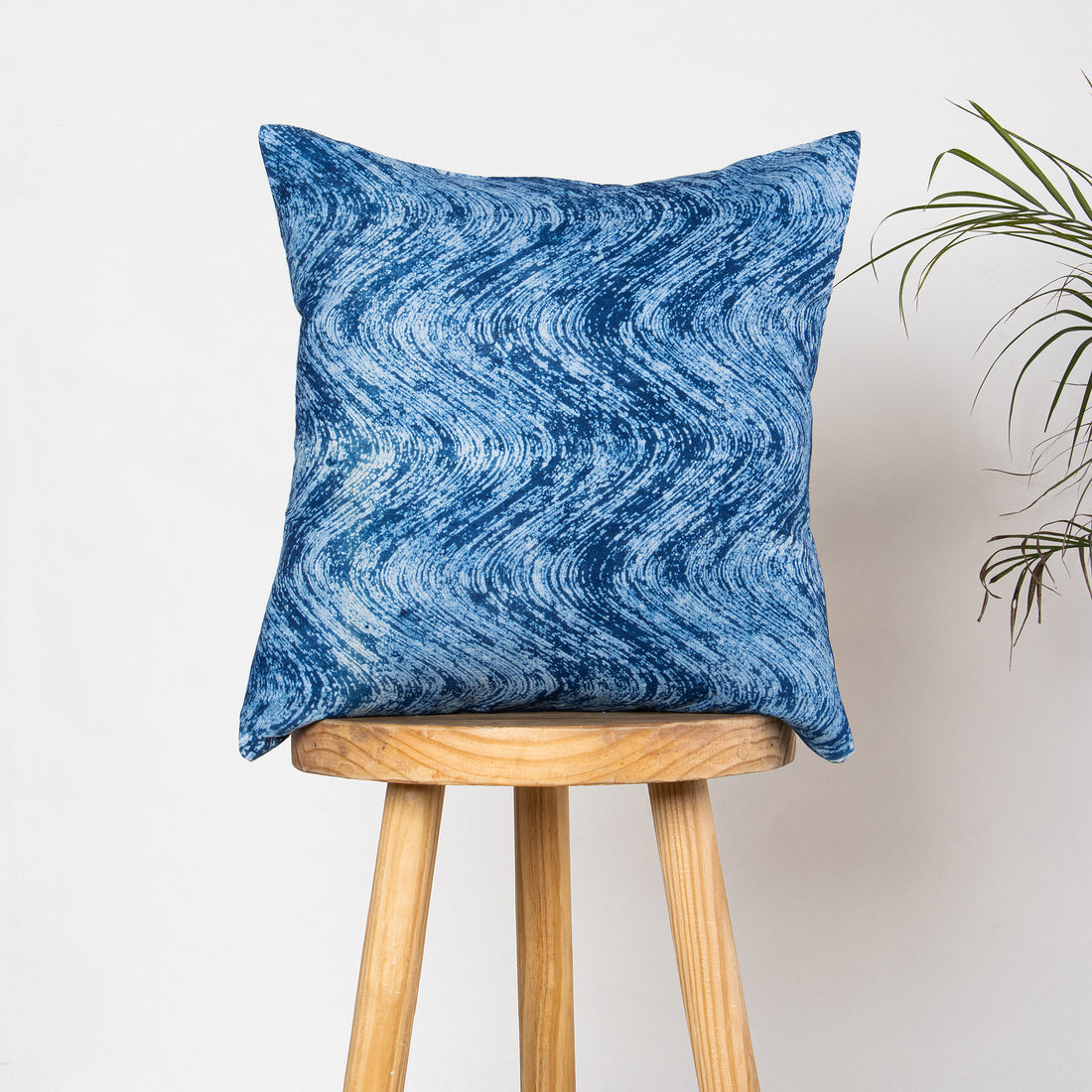 Blue Block Wave Printed Reversible Cotton Sofa Cushions Cover Online