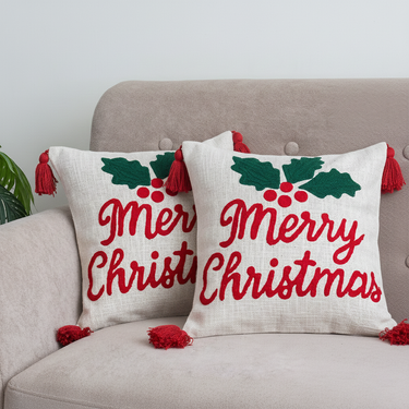 Christmas Themed Tufted Cushion Cover Set