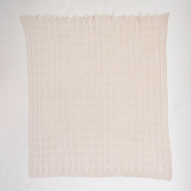 Cozy Cream Warmth Knitted Throw For Sofas