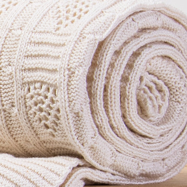 Cozy Cream Warmth Knitted Throw For Sofas