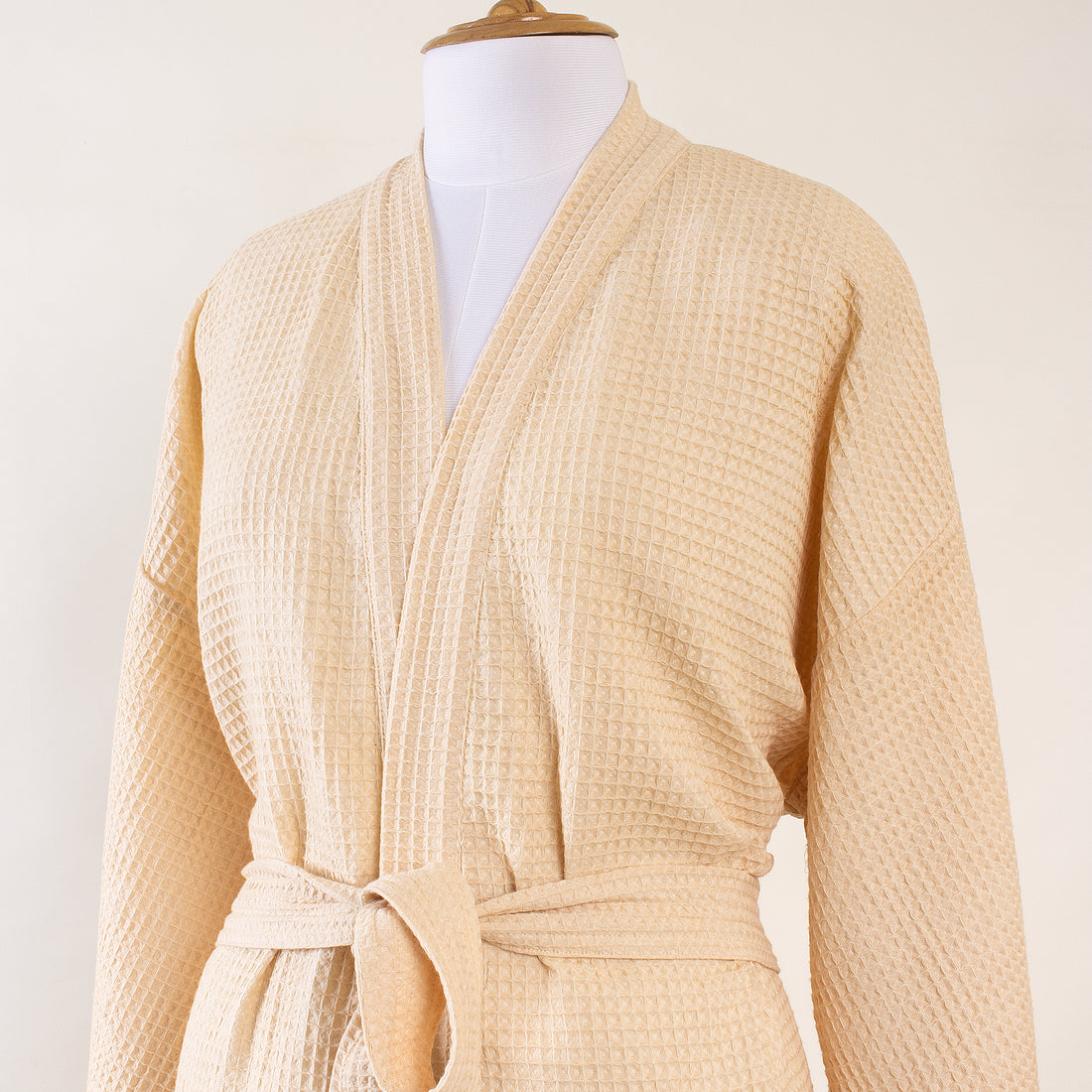 Custom Bathrobe With Multiple Pocket & Color