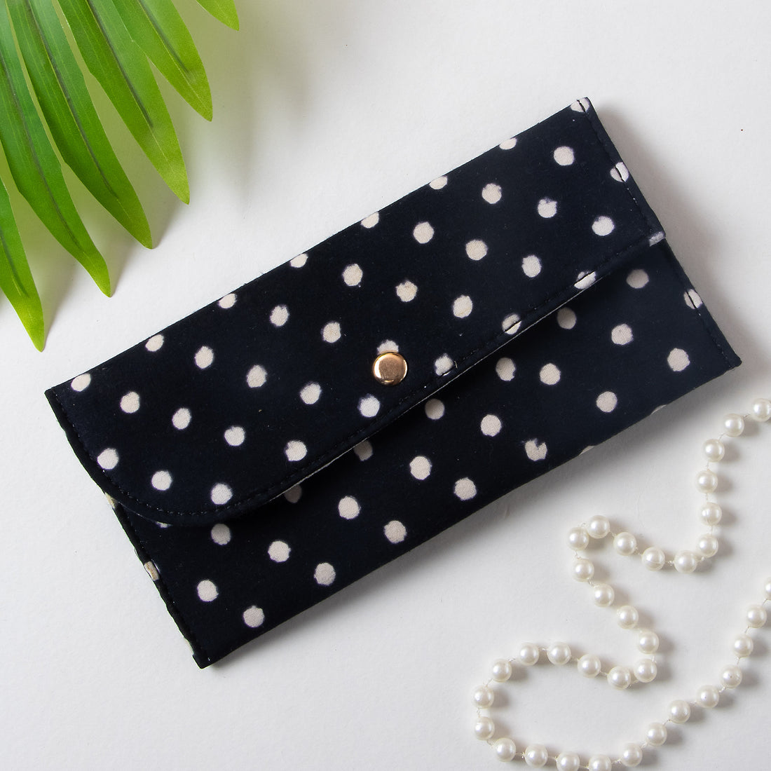 Handicraft Beautiful Polka Dots Womens Clutch Bags