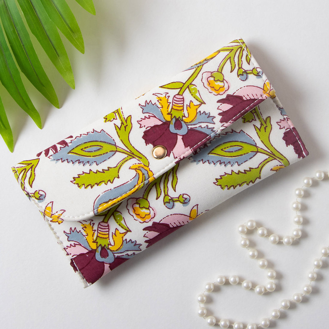 Beautiful Floral Print Clutch Purse For Ladies