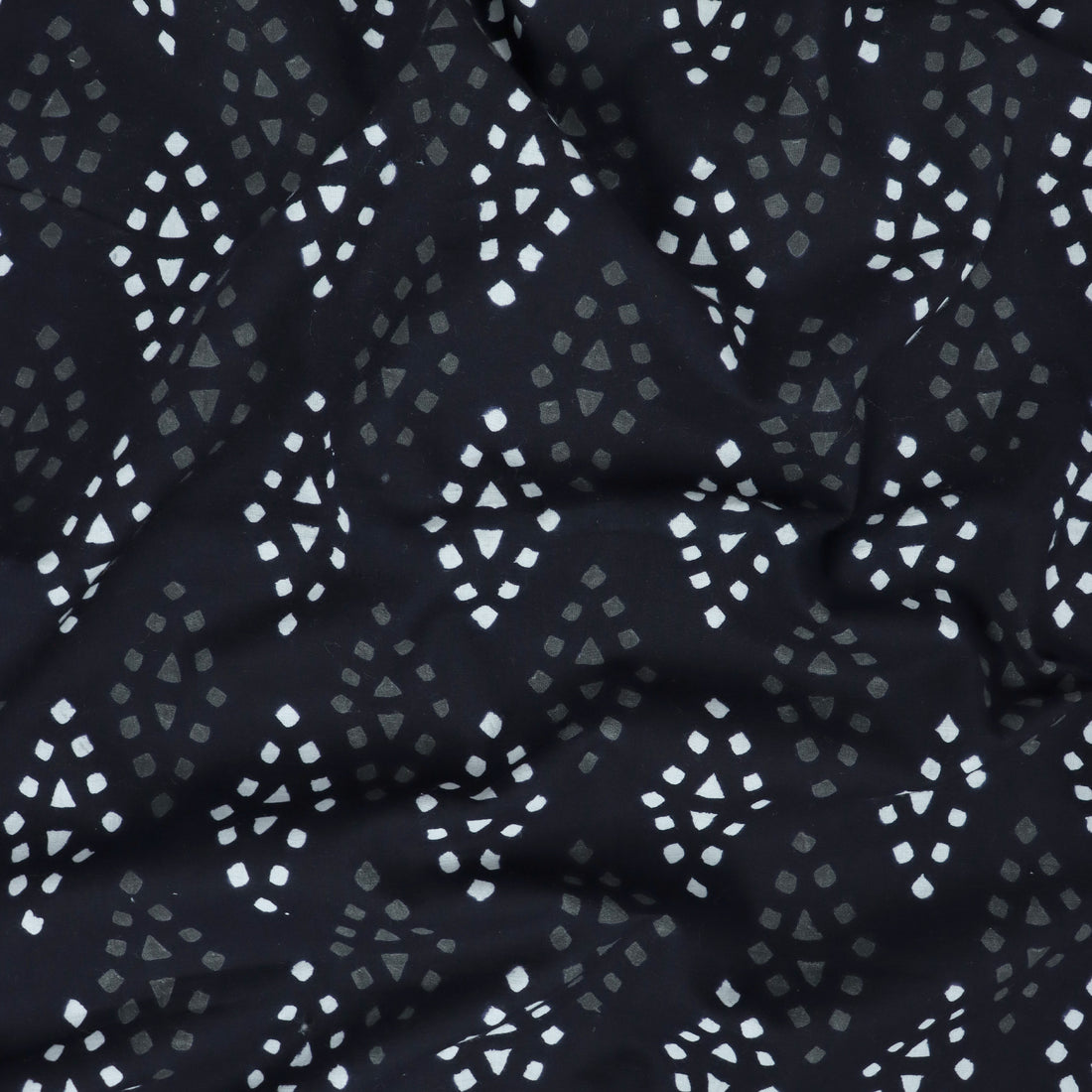 Premium Quality Black And White Cotton Fabric Online