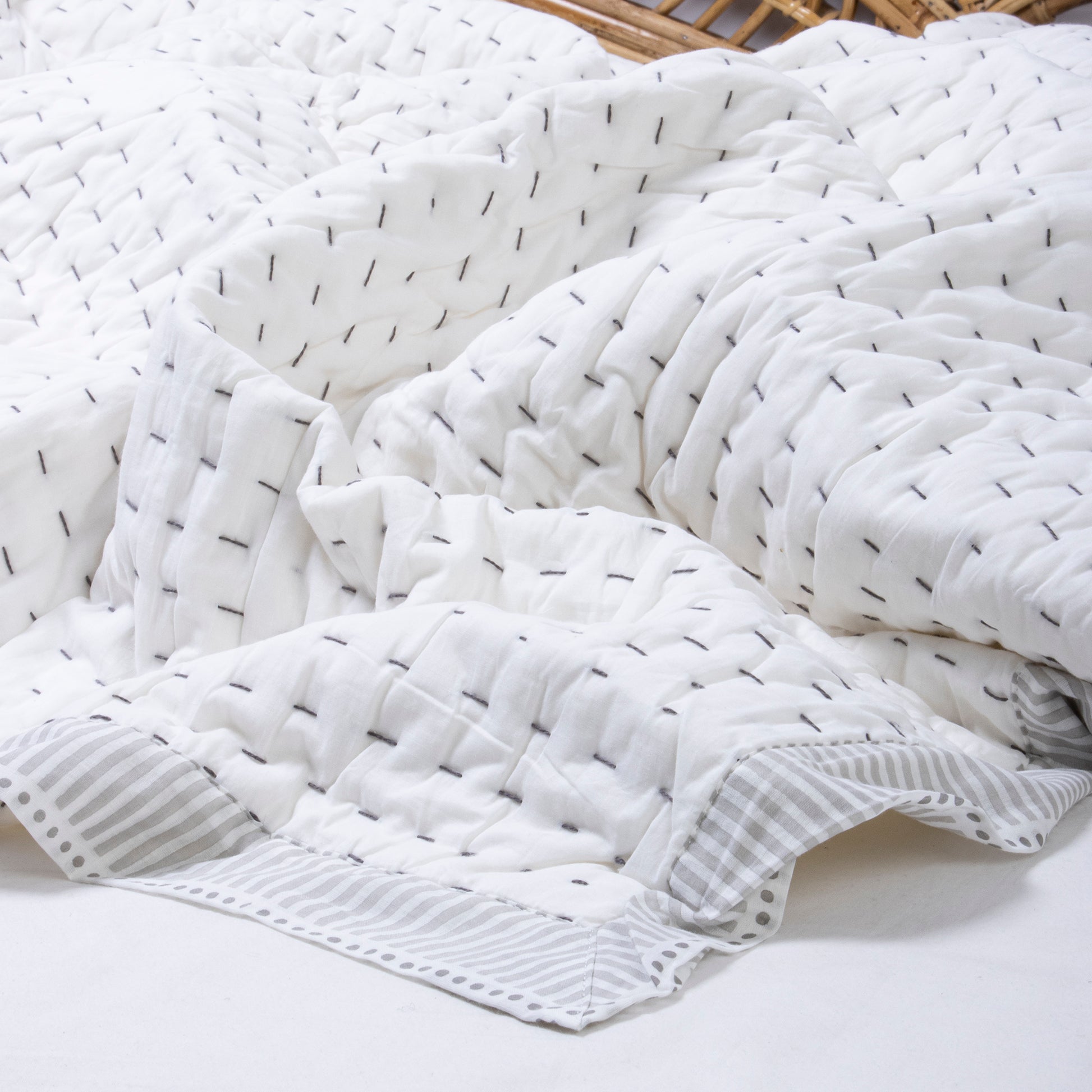 Handmade Grey Stripes Print Cotton Reversible Kantha Blanket