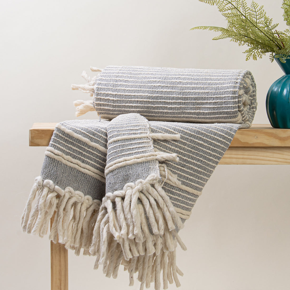Handmade Soft Cotton Tufted Throw Blanket Online