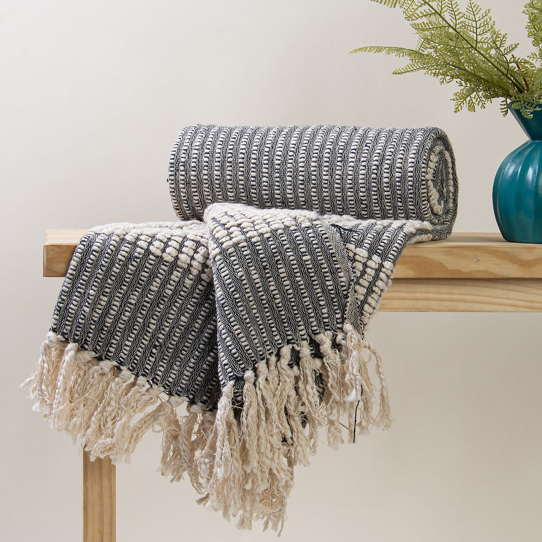 Handmade Soft Cotton Tufted Throw Blankets For Sofas Online