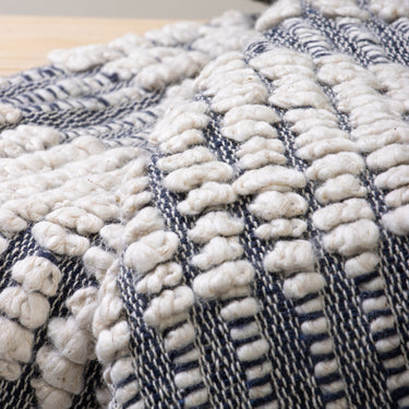 Handmade Soft Cotton Tufted Throw Blankets For Sofas Online