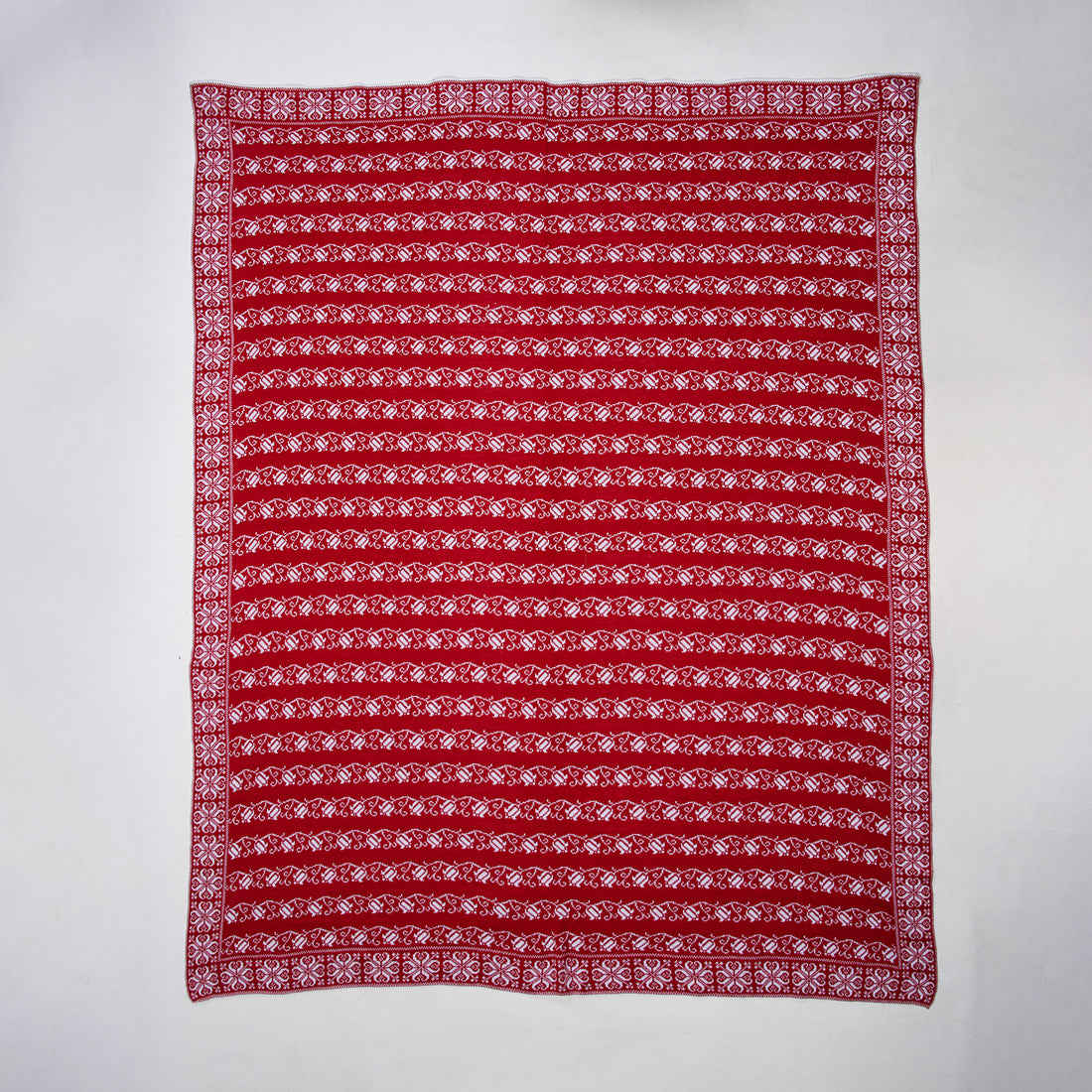 Maroon Floral Cotton Decorative Knitted Bed Throw Online