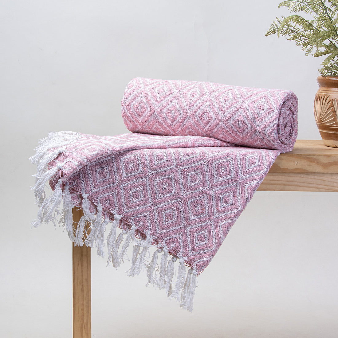 Pink Cotton Stylish Woven Throw Blanket Online