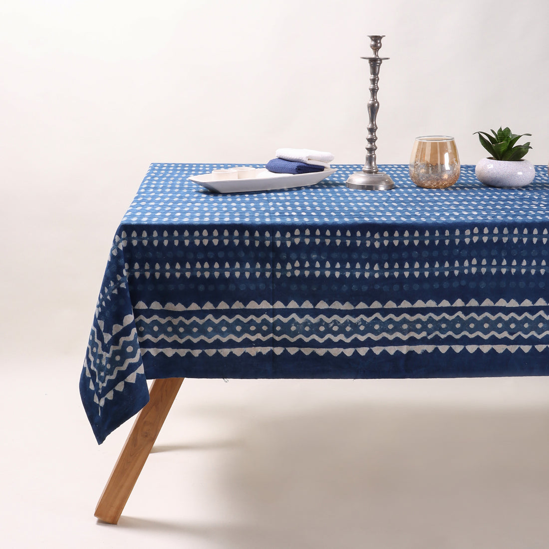 Blue Beautiful Cotton Table Cover 6 Seater Online