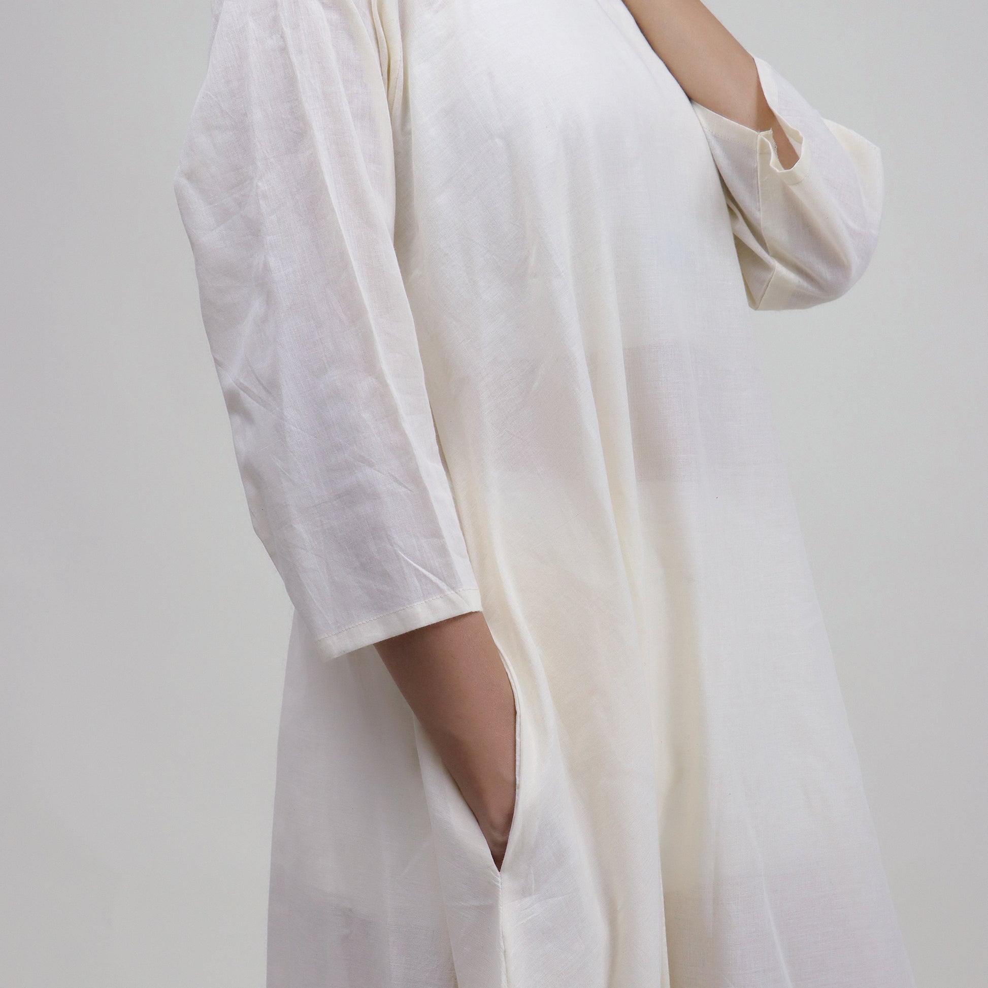 Off White Solid Round Neck Womens Kaftan Dress Online
