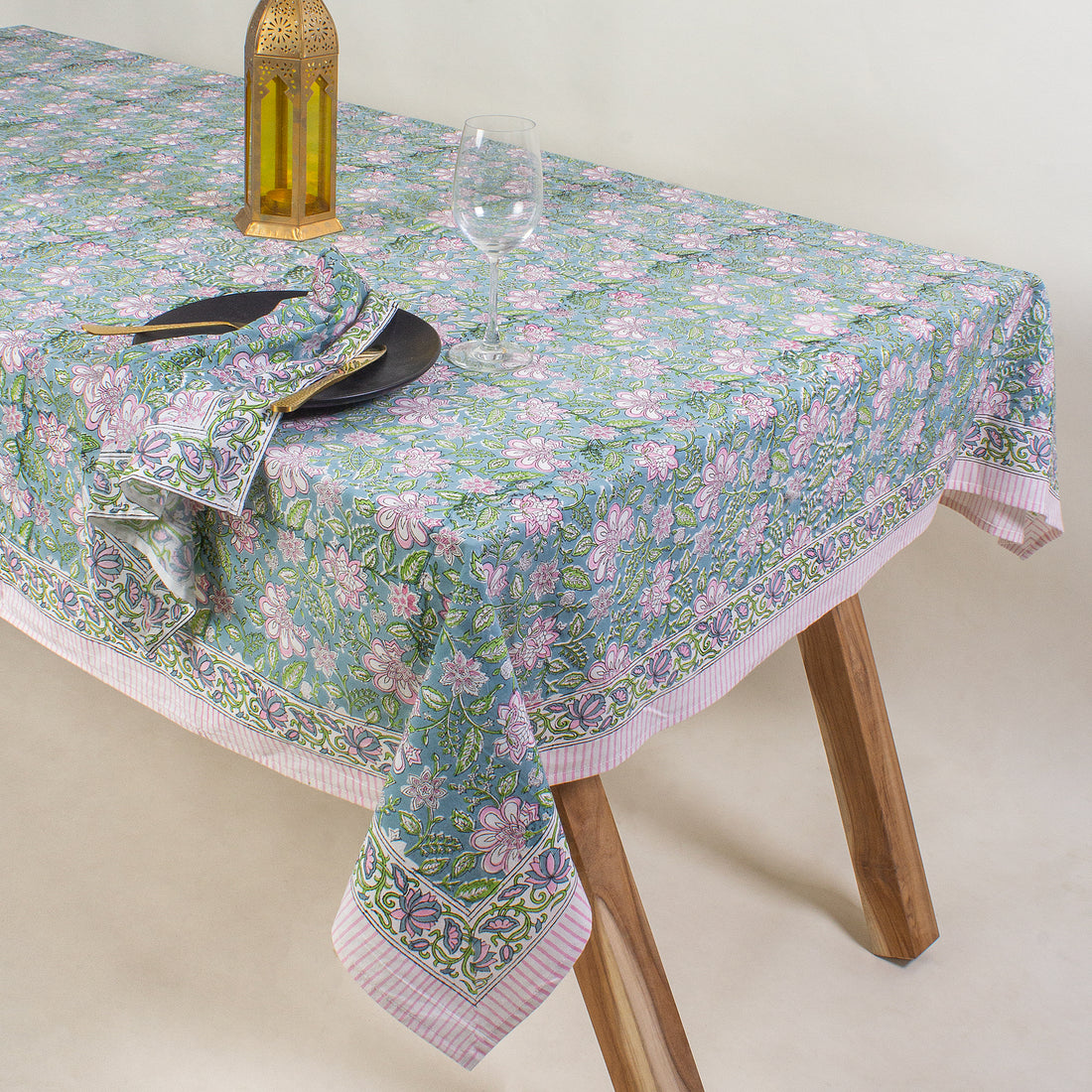 6 Seater Cotton Table Cloths & Napkins Hand Block Floral Printed