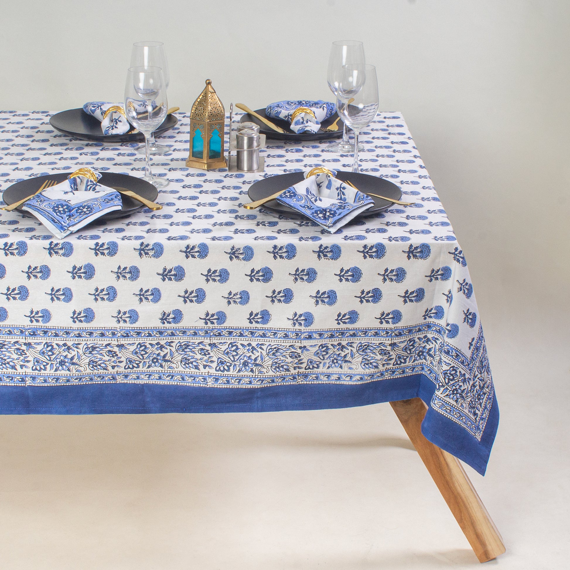 Sky Blue Block Floral Print Table Cover 6 Seater with Napkins Online