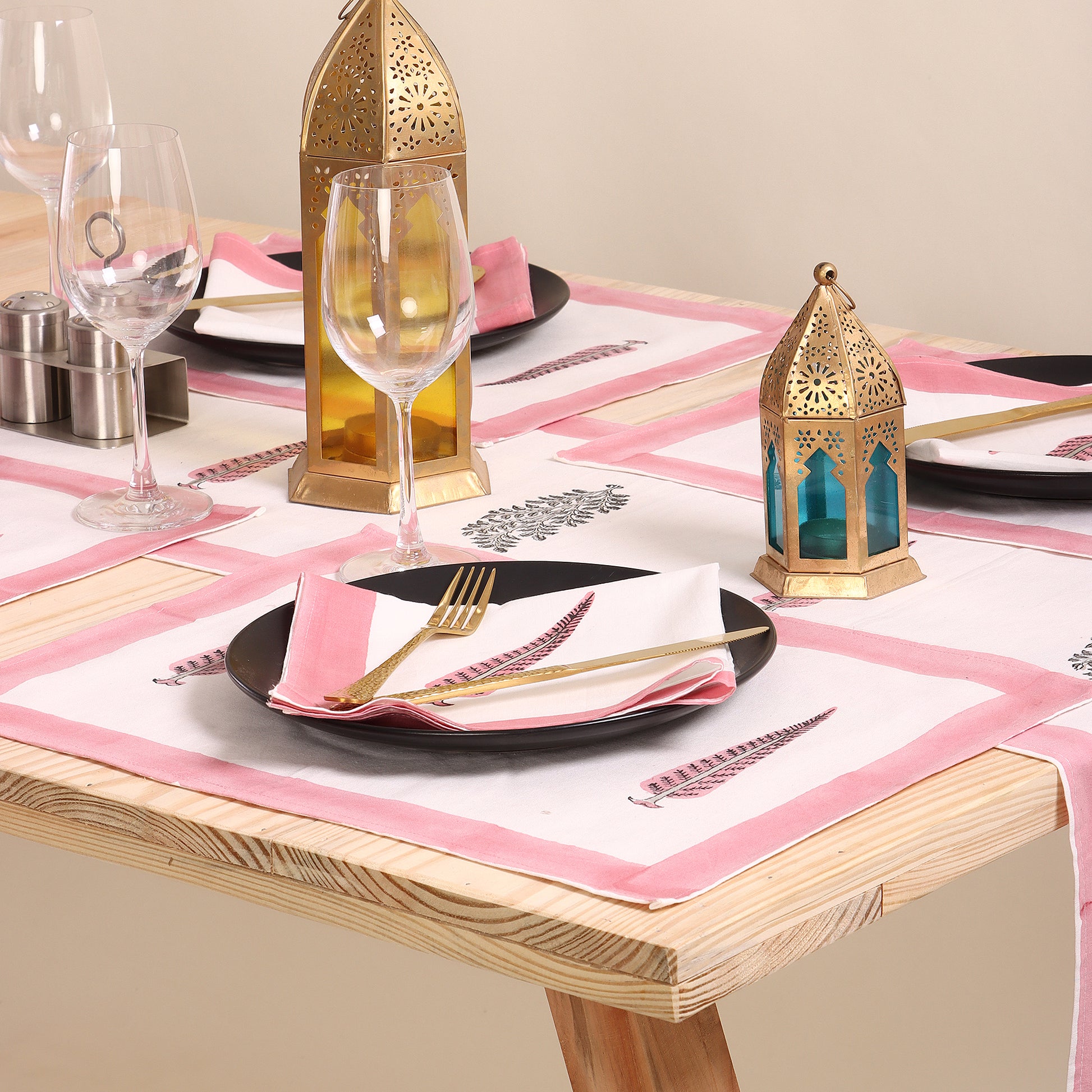 Pink Leaf Block Printed Cotton Table Mats & Runners Online