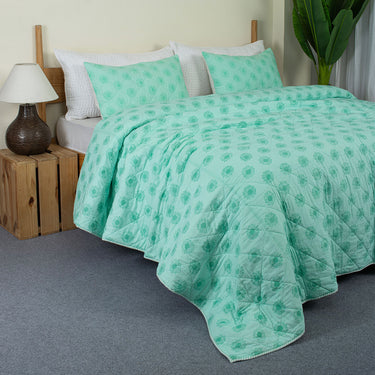 Reversible Hand Block Floral Printed Machine Winter Quilt